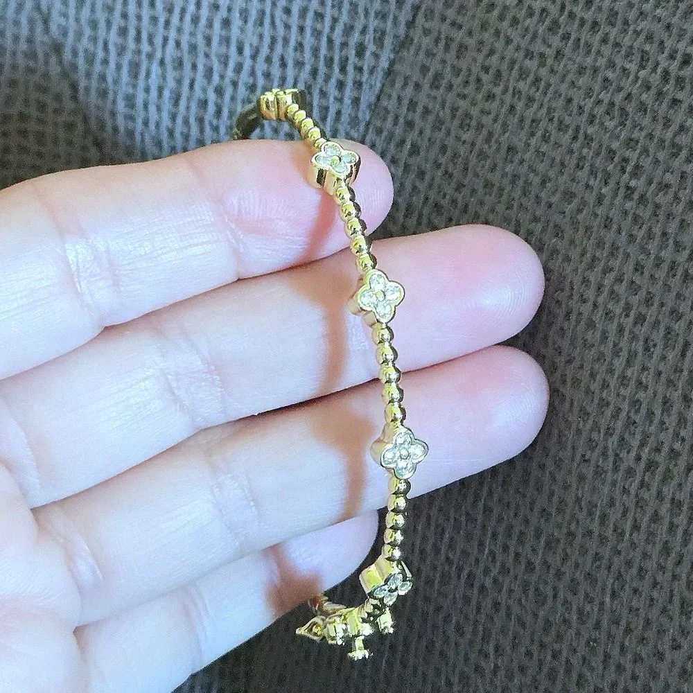 Gold💛 Hinged Cubic Zirconia💎 Flower🌸 Bracelet - NWT